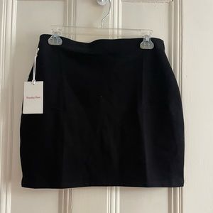 Sunday Best Nora Skirt in Black